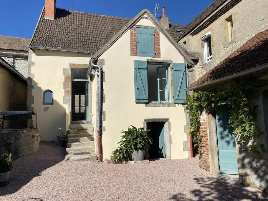 Gite L'Annexe Du Prieure Besson Zewnętrze zdjęcie