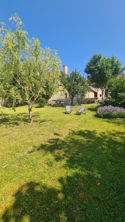 Gite L'Annexe Du Prieure Besson Zewnętrze zdjęcie